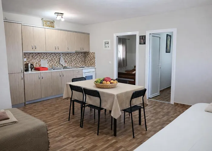 Apartment Farma Giannis Sarti